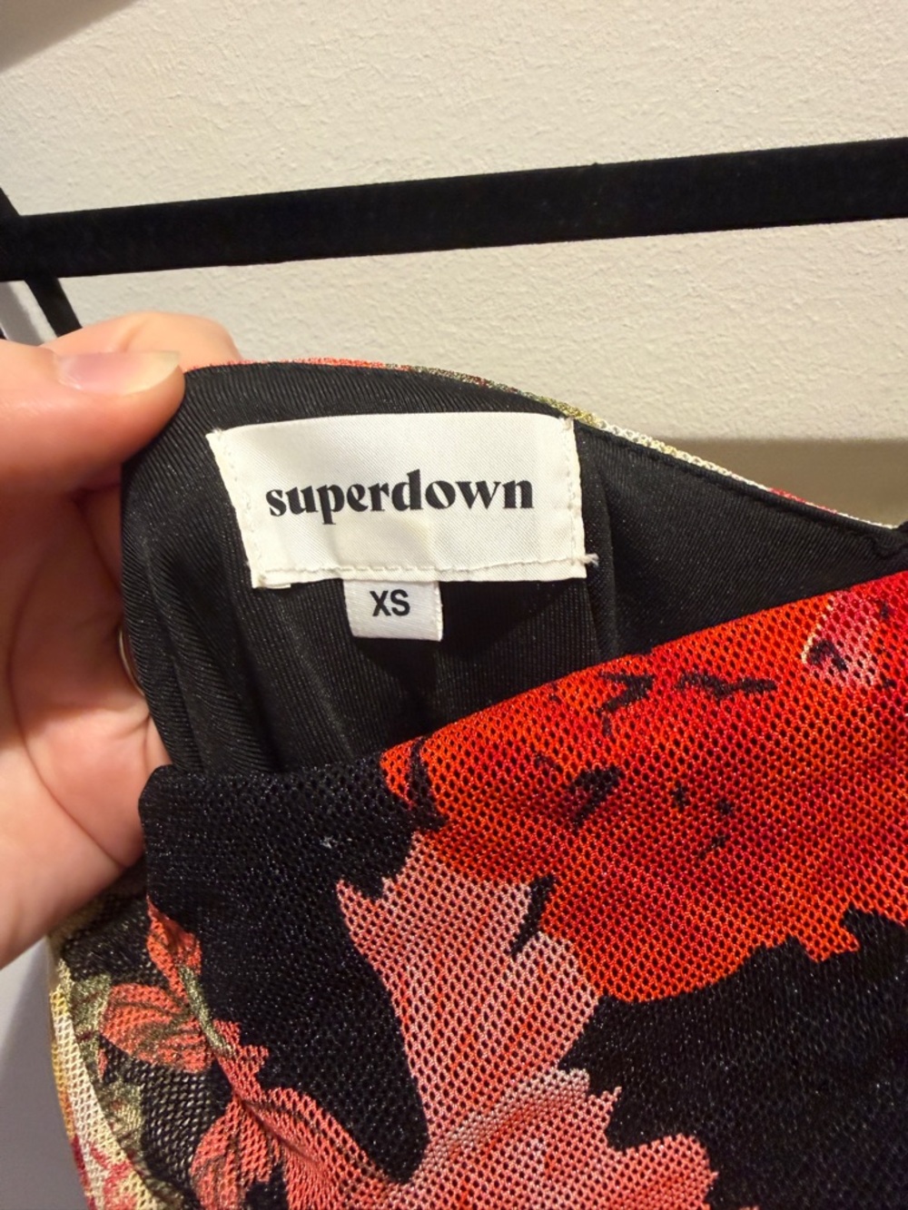 superdown Marnie Floral Mini Dress size X-Small - Picture 6 of 9